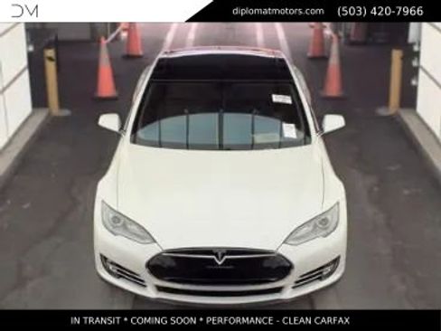 Used 2012 Tesla Model S Performance RWD image 2