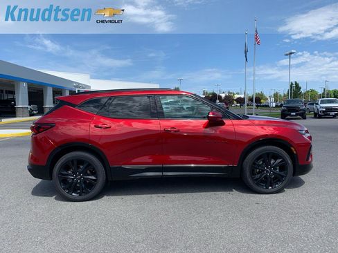 Used 2022 Chevrolet Blazer RS w/ Enhanced Convenience Package AWD/4WD image 8