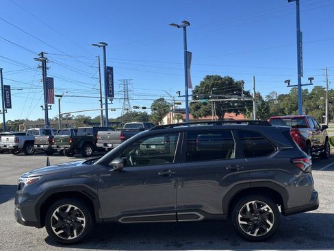 Certified 2025 Subaru Forester Limited image 6