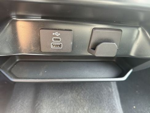 Used 2025 Ford F150 XLT w/ Equipment Group 301A Standard AWD/4WD image 31