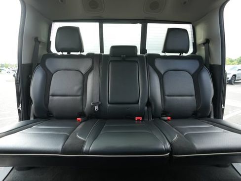 Used 2022 RAM 1500 Laramie AWD/4WD image 37