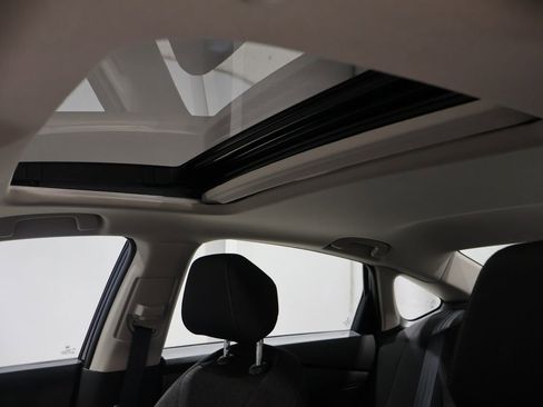 Used 2024 Honda Accord EX image 10