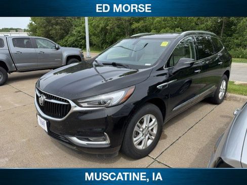 Used 2020 Buick Enclave Essence w/ Sound and Sites Package AWD/4WD image 1