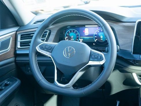 New 2026 Volkswagen Atlas SE image 31