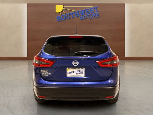 Used 2020 Nissan Rogue Sport S w/ Appearance Package image 3