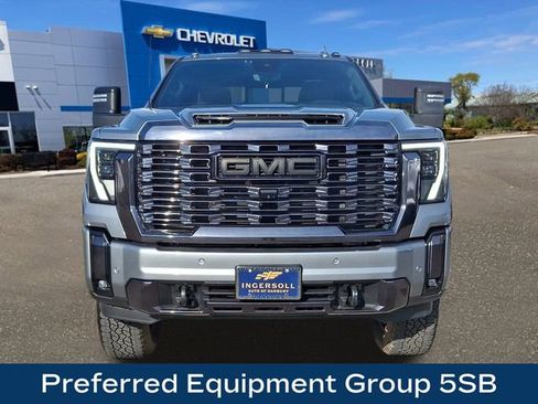 Used 2024 GMC Sierra 2500 Denali Ultimate image 3