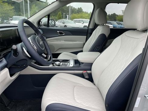 New 2026 Kia Carnival EX image 26