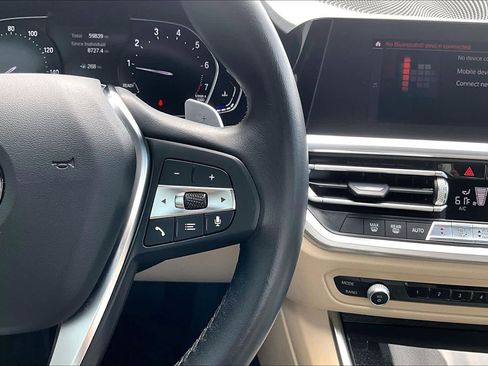 Used 2021 BMW 430i Coupe w/ Convenience Package image 28