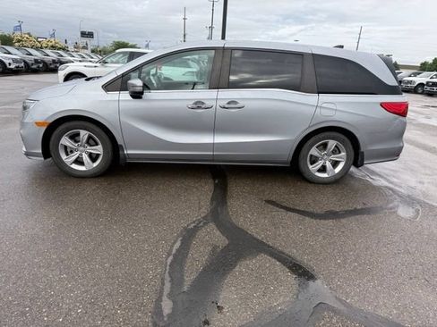 Used 2019 Honda Odyssey EX image 7