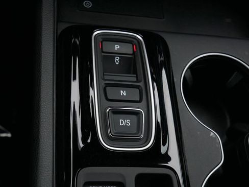 Used 2025 Honda Pilot EX-L image 24
