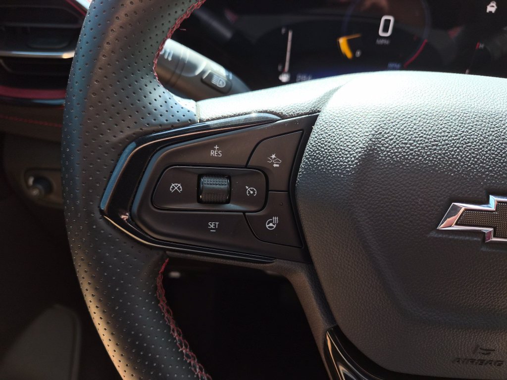 Used 2024 Chevrolet TrailBlazer RS w/ Driver Confidence Package FWD image 26