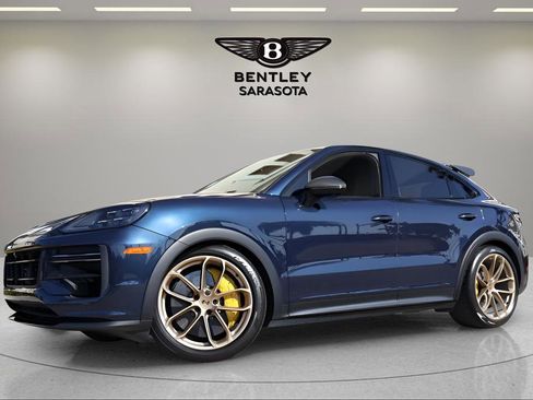 Used 2024 Porsche Cayenne Turbo GT AWD/4WD image 1
