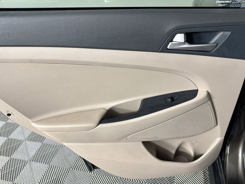 Used 2020 Hyundai Tucson Value w/ Cargo Package image 25