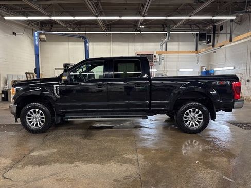 Used 2022 Ford F250 Lariat image 3