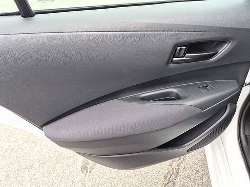 Used 2026 Toyota Corolla LE FWD image 27