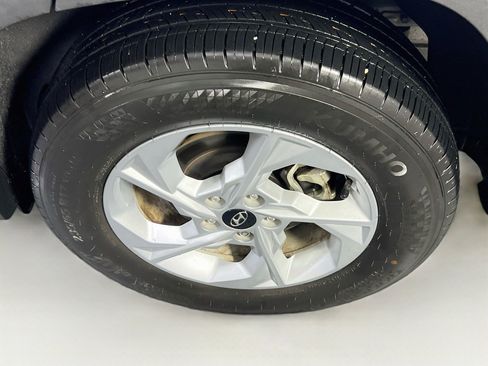 Used 2023 Hyundai Tucson SE AWD/4WD image 28