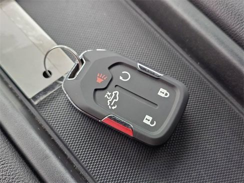 Used 2019 Chevrolet Silverado 1500 LT w/ All-Star Edition image 30