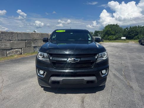 Used 2016 Chevrolet Colorado LT w/ Midnight Edition AWD/4WD image 8