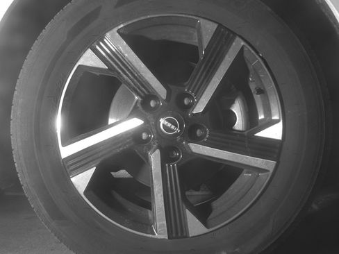 Used 2025 Nissan Sentra SV image 13