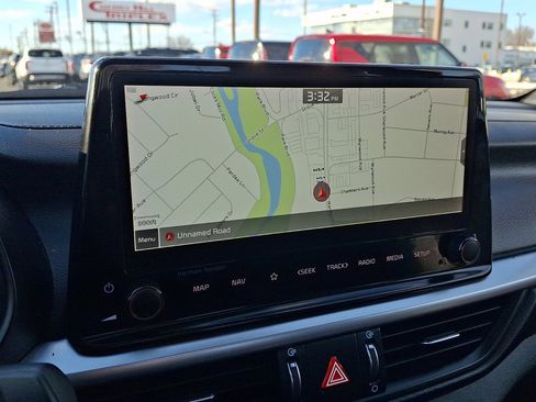 Used 2022 Kia Forte GT image 29