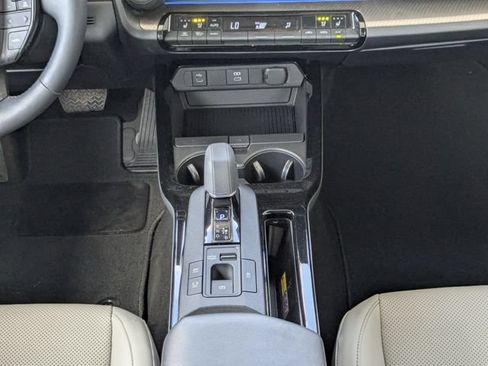 Used 2024 Toyota Prius Limited FWD image 21