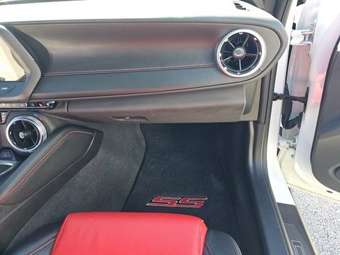 Certified 2023 Chevrolet Camaro SS image 22