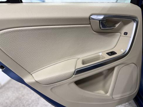 Used 2014 Volvo S60 T5 image 23