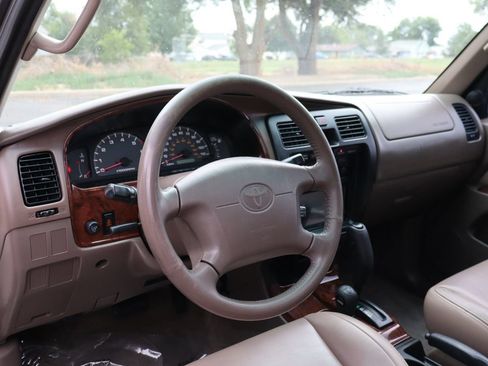 Used 2000 Toyota 4Runner Limited AWD/4WD image 15