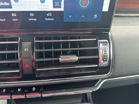 Used 2023 Lincoln Navigator Reserve image 19