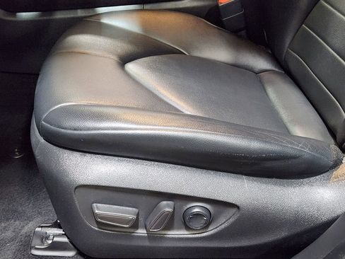 Used 2022 Toyota Highlander XLE image 45