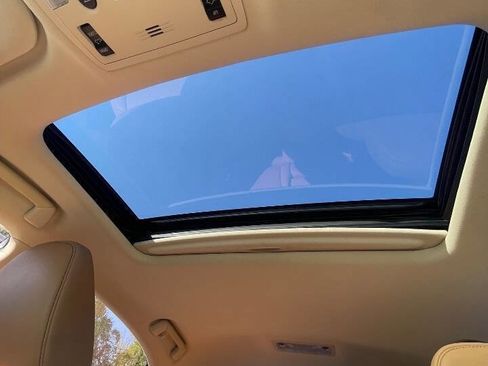 Used 2016 Lexus IS 200t RWD image 29