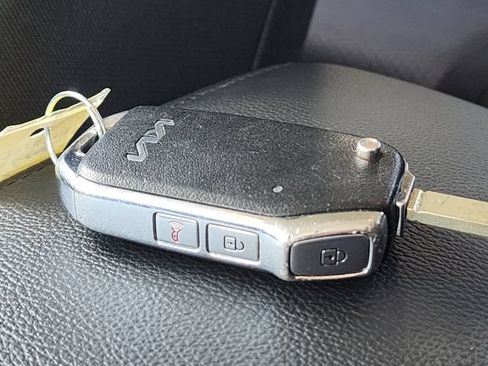 Certified 2024 Kia Soul LX w/ Option Group 015 FWD image 30