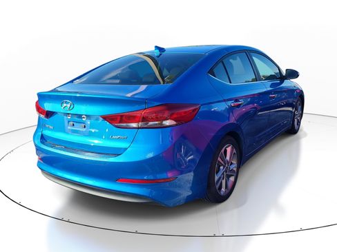 Used 2017 Hyundai Elantra Limited w/ Limited Ultimate Package 09 FWD image 7
