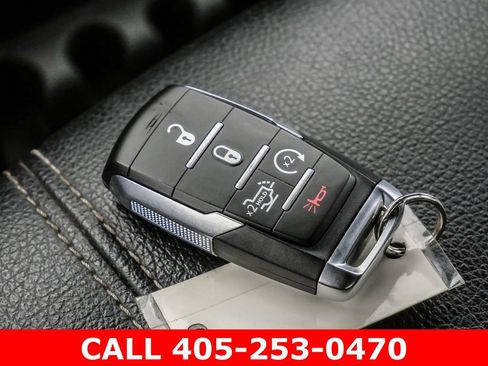 Used 2025 RAM 1500 Big Horn AWD/4WD image 37