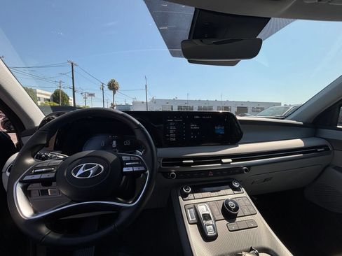 Used 2025 Hyundai Palisade SEL FWD image 37