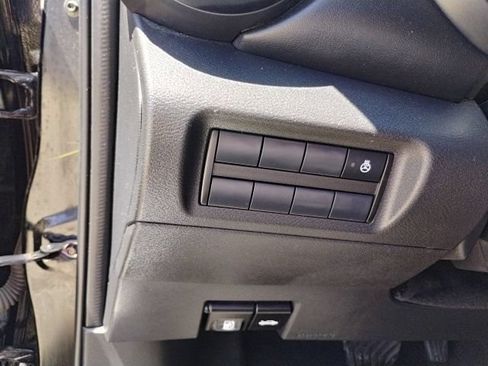 Used 2024 Nissan Kicks SR w/ SR Premium Package FWD image 14