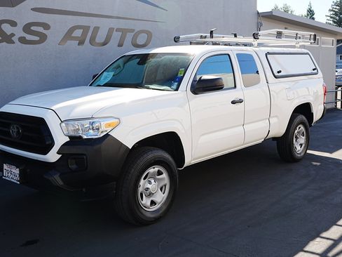 Used 2021 Toyota Tacoma SR image 7