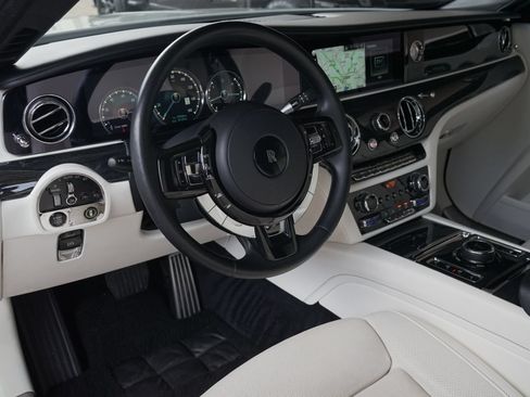 Used 2021 Rolls-Royce Ghost AWD/4WD image 7