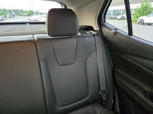 Used 2024 Buick Encore GX Sport Touring FWD image 14