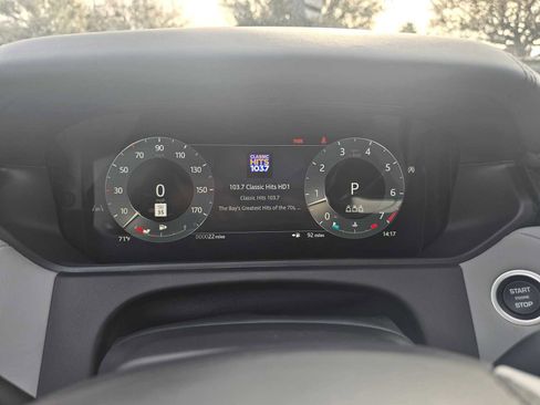 New 2026 Land Rover Range Rover Velar Dynamic SE image 27