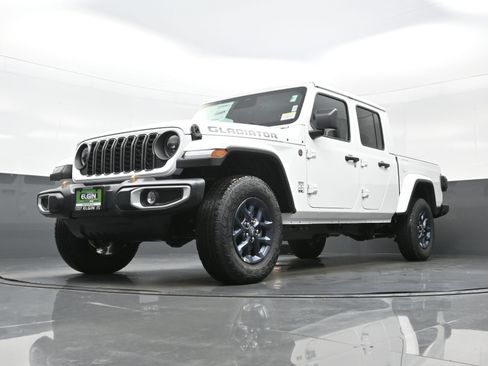 New 2026 Jeep Gladiator Sport AWD/4WD image 14