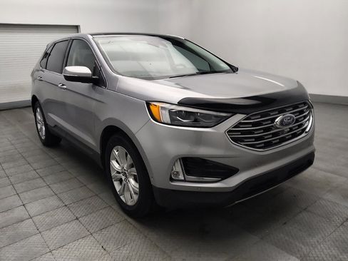 Used 2020 Ford Edge Titanium w/ Equipment Group 301A FWD image 13