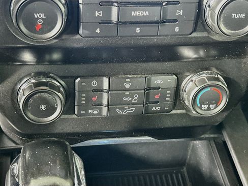 Used 2019 Ford F150 XLT w/ Equipment Group 302A Luxury AWD/4WD image 23