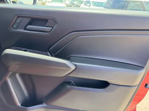 Used 2026 Chevrolet Colorado W/T w/ WT Custom Package RWD image 7