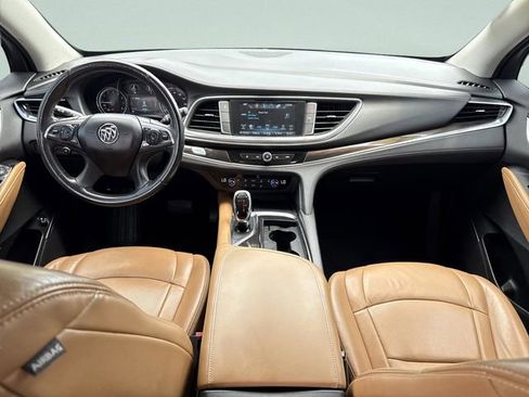 Used 2018 Buick Enclave Essence FWD image 21