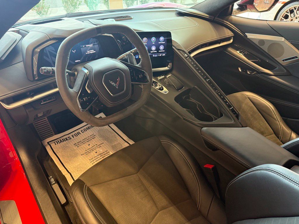 Used 2021 Chevrolet Corvette Stingray Premium Cpe w/ Z51 Performance Package RWD image 6
