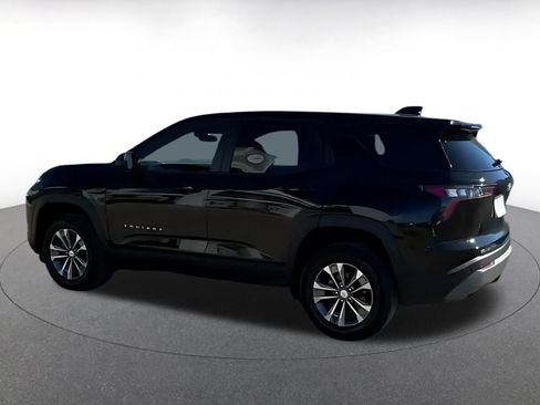 Used 2025 Chevrolet Equinox LT image 10