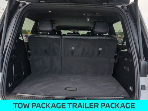 Used 2024 Jeep Wagoneer Series II w/ Flexible Seating Group RWD image 23