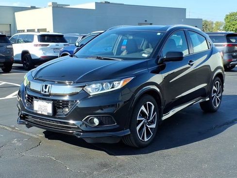 Used 2019 Honda HR-V Sport image 2