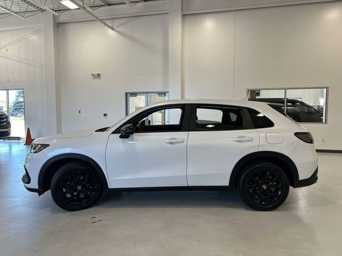 Used 2024 Honda HR-V Sport image 9